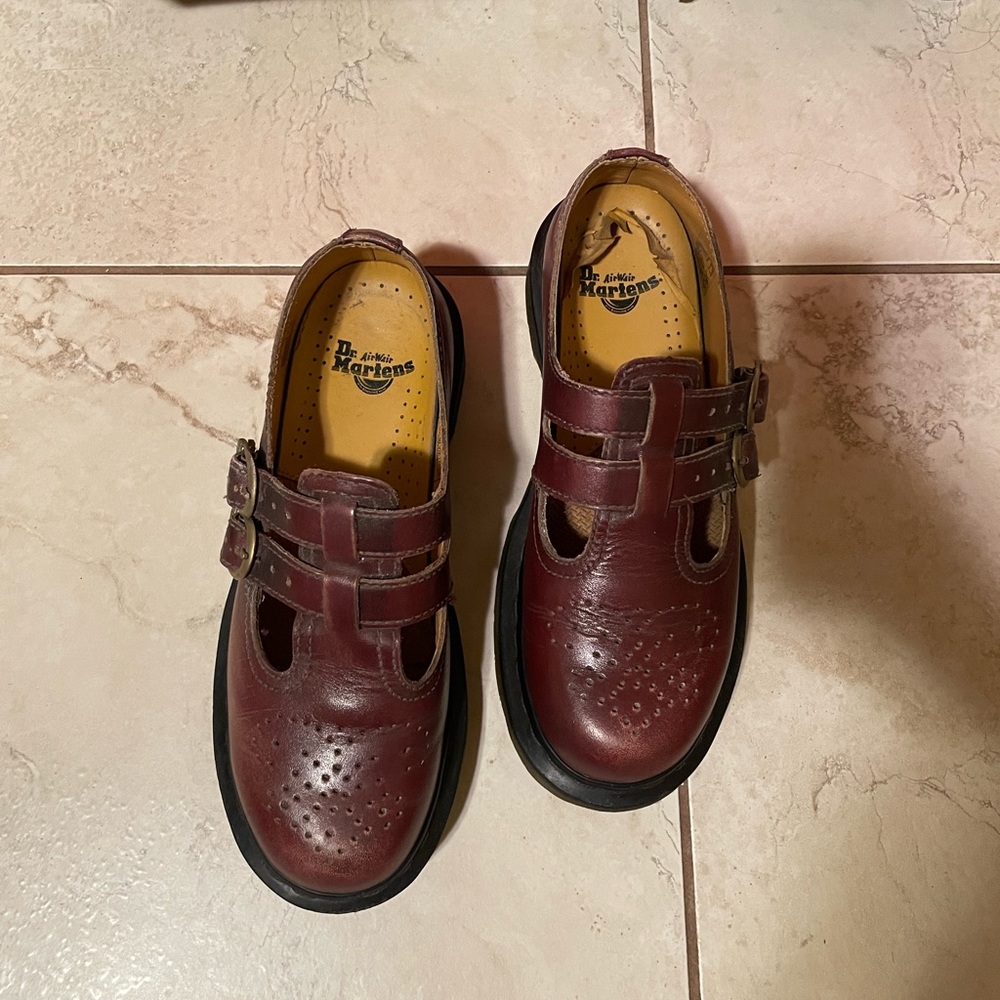 Red/burgundy doc marten Mary Janes